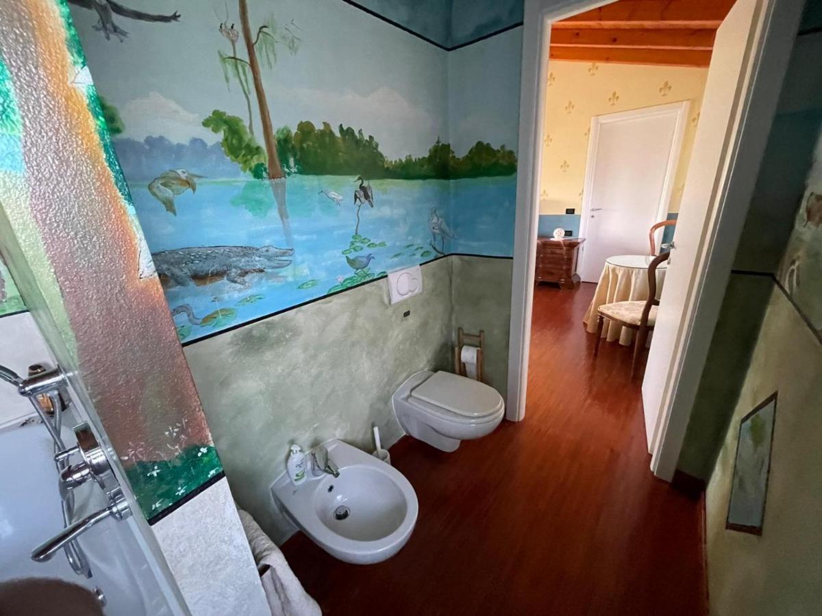 Lussuosa Villa Vicino Alla Stazione Caronno Pertusella 외부 사진