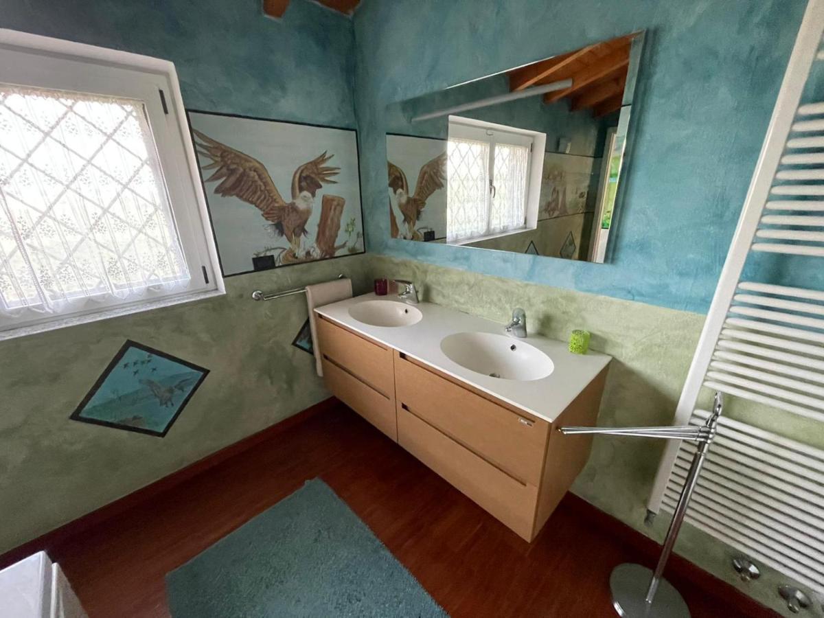 Lussuosa Villa Vicino Alla Stazione Caronno Pertusella 외부 사진