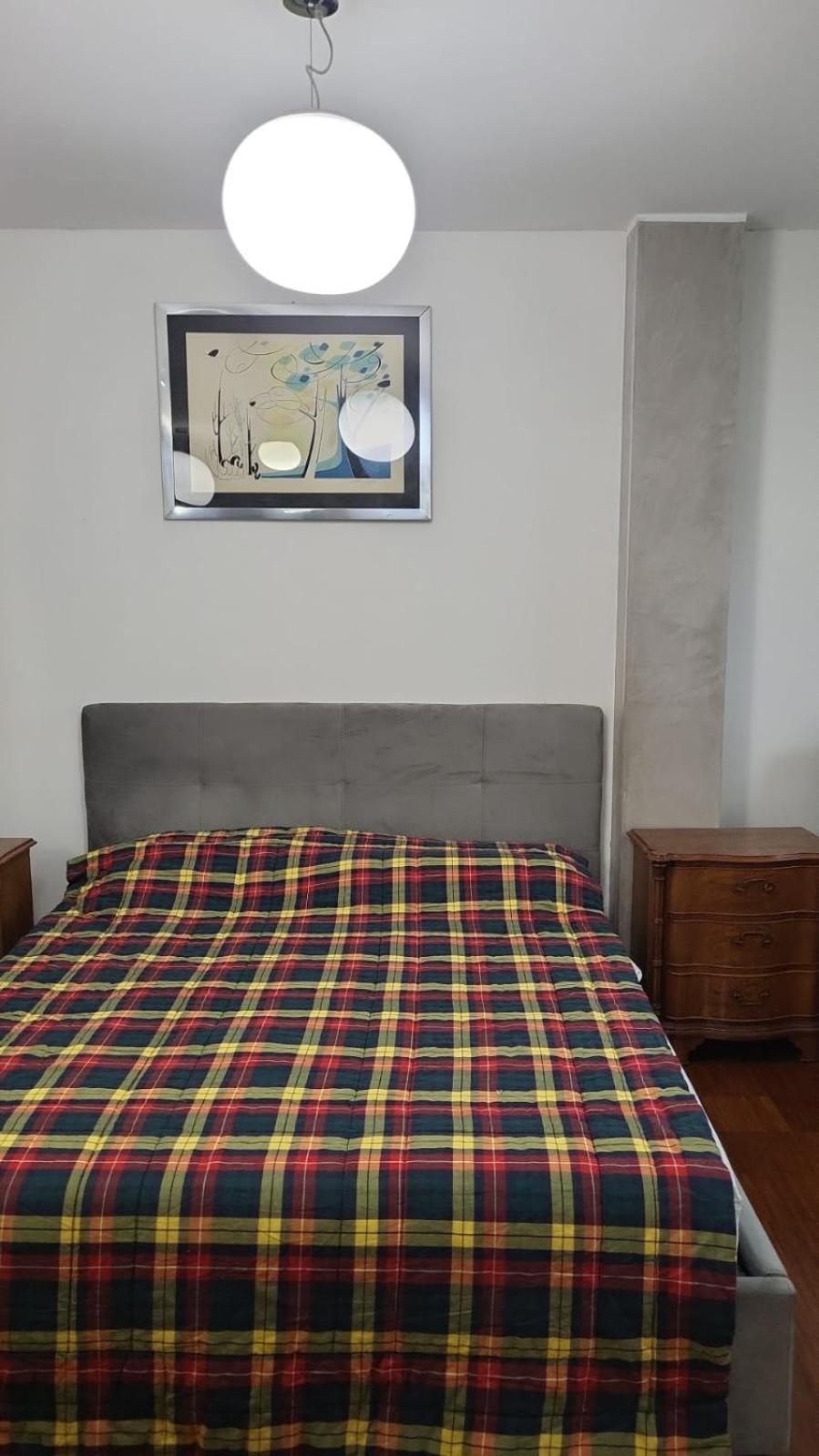 Lussuosa Villa Vicino Alla Stazione Caronno Pertusella 외부 사진
